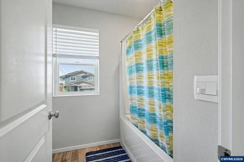 5138 49th Avenue NE Salem OR 97305