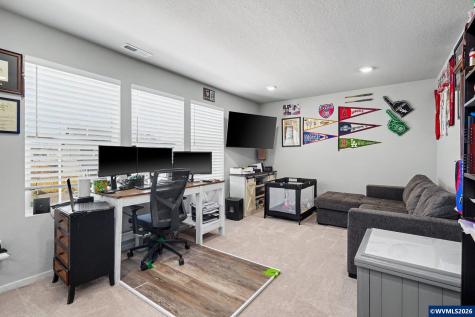 5138 49th Avenue NE Salem OR 97305