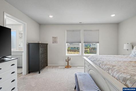 5138 49th Avenue NE Salem OR 97305