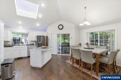 1756 Snowbird Drive NW Salem OR 97304