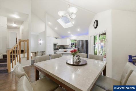 1756 Snowbird Drive NW Salem OR 97304