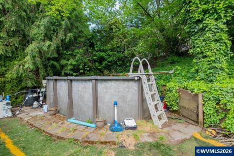 1756 Snowbird Drive NW Salem OR 97304
