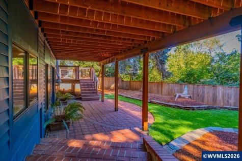 5150 Hill Villa Court S Salem OR 97306