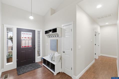 338 NW Foxglove Street Dallas OR 97338