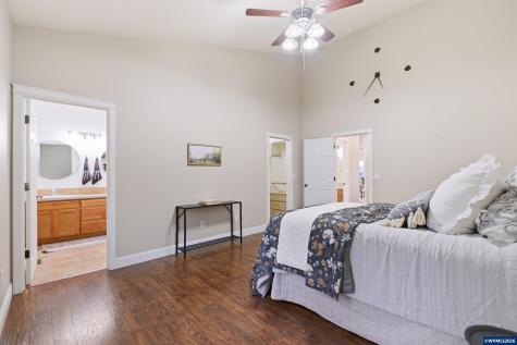 338 NW Foxglove Street Dallas OR 97338