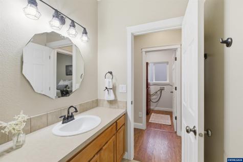 338 NW Foxglove Street Dallas OR 97338