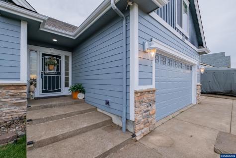 338 NW Foxglove Street Dallas OR 97338