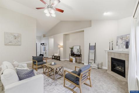 338 NW Foxglove Street Dallas OR 97338