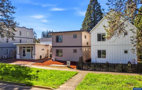 2042 Village Center Drive SE Salem OR 97302