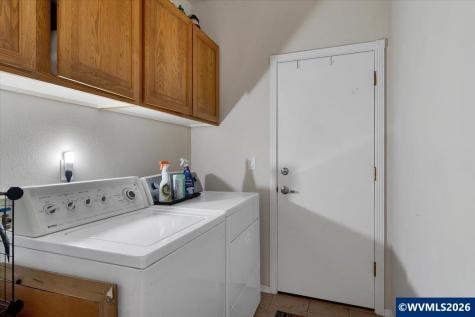 2105 Deerwind Avenue NW Salem OR 97304