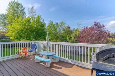 2105 Deerwind Avenue NW Salem OR 97304