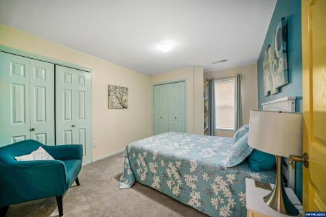 145 Ecols Street N Monmouth OR 97361