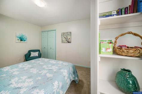 145 Ecols Street N Monmouth OR 97361