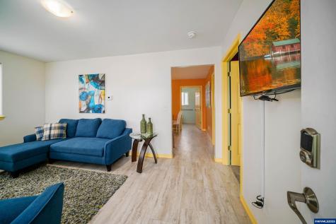 145 Ecols Street N Monmouth OR 97361