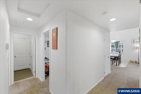 1423 SE Snowberry Avenue Dallas OR 97338