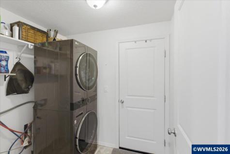 1423 SE Snowberry Avenue Dallas OR 97338