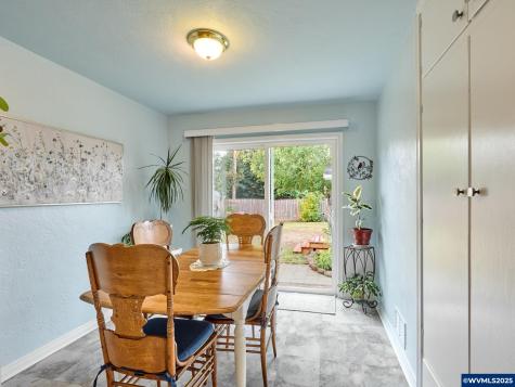 2075 Laurel Avenue NE Salem OR 97301