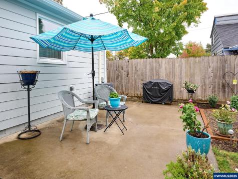 2075 Laurel Avenue NE Salem OR 97301