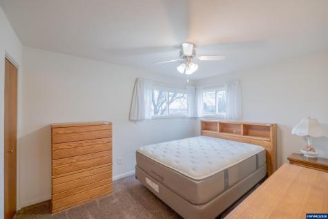 1110 Cascade Drive Lebanon OR 97355