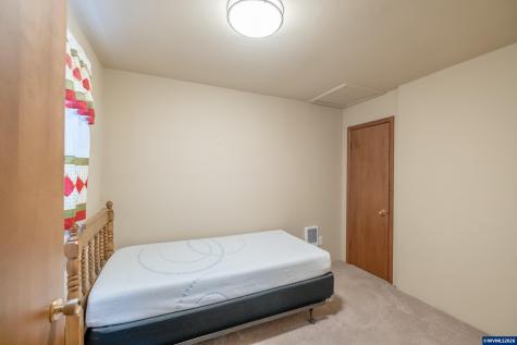 1110 Cascade Drive Lebanon OR 97355