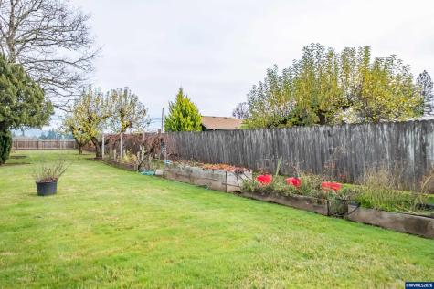 1110 Cascade Drive Lebanon OR 97355
