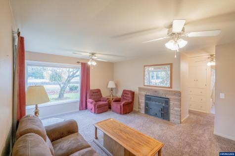 1110 Cascade Drive Lebanon OR 97355