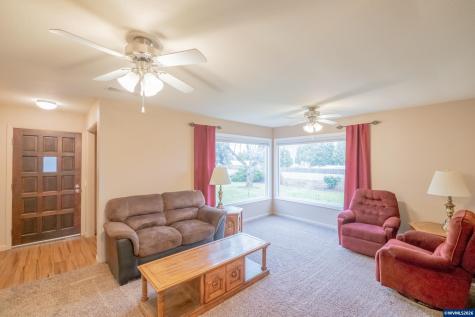 1110 Cascade Drive Lebanon OR 97355