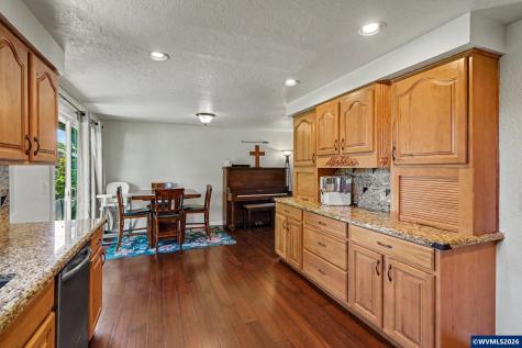 4272 Sylvia Court SE Salem OR 97317