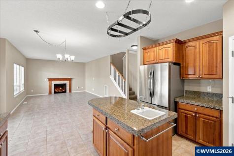 928 Feather Sky Street NW Salem OR 97304