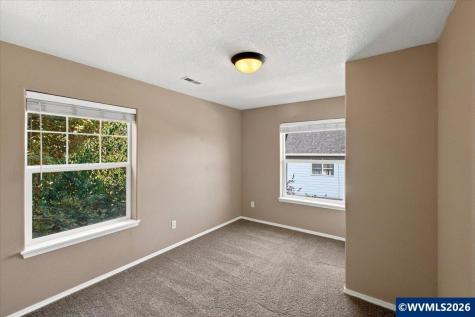 928 Feather Sky Street NW Salem OR 97304