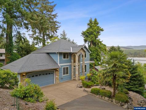 1280 NE Regatta Street Lincoln City OR 97367