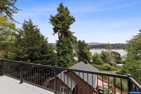 1280 NE Regatta Street Lincoln City OR 97367