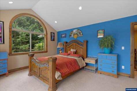 1280 NE Regatta Street Lincoln City OR 97367