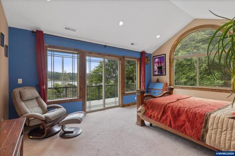 1280 NE Regatta Street Lincoln City OR 97367