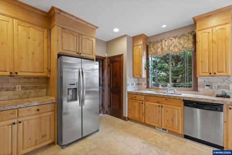 1280 NE Regatta Street Lincoln City OR 97367