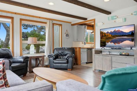 6420 Ferry Street Pacific City OR 97135