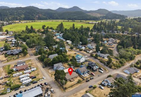 6420 Ferry Street Pacific City OR 97135