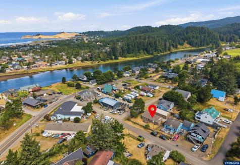 6420 Ferry Street Pacific City OR 97135