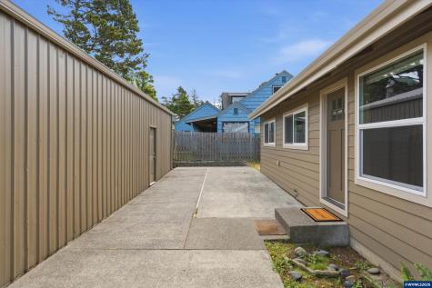 6420 Ferry Street Pacific City OR 97135
