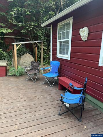 880 Thompson Avenue NE Salem OR 97301