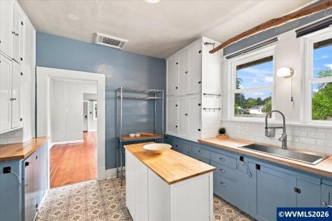 2325 NW Lincoln Avenue Corvallis OR 97330