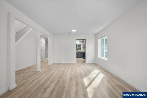 1196 Coventry Court NW Salem OR 97304
