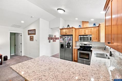 2390 Kokanee Way Lebanon OR 97355