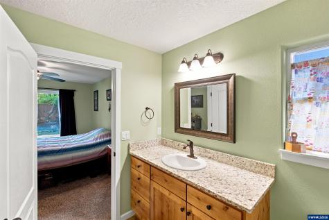 2390 Kokanee Way Lebanon OR 97355