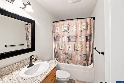 2390 Kokanee Way Lebanon OR 97355