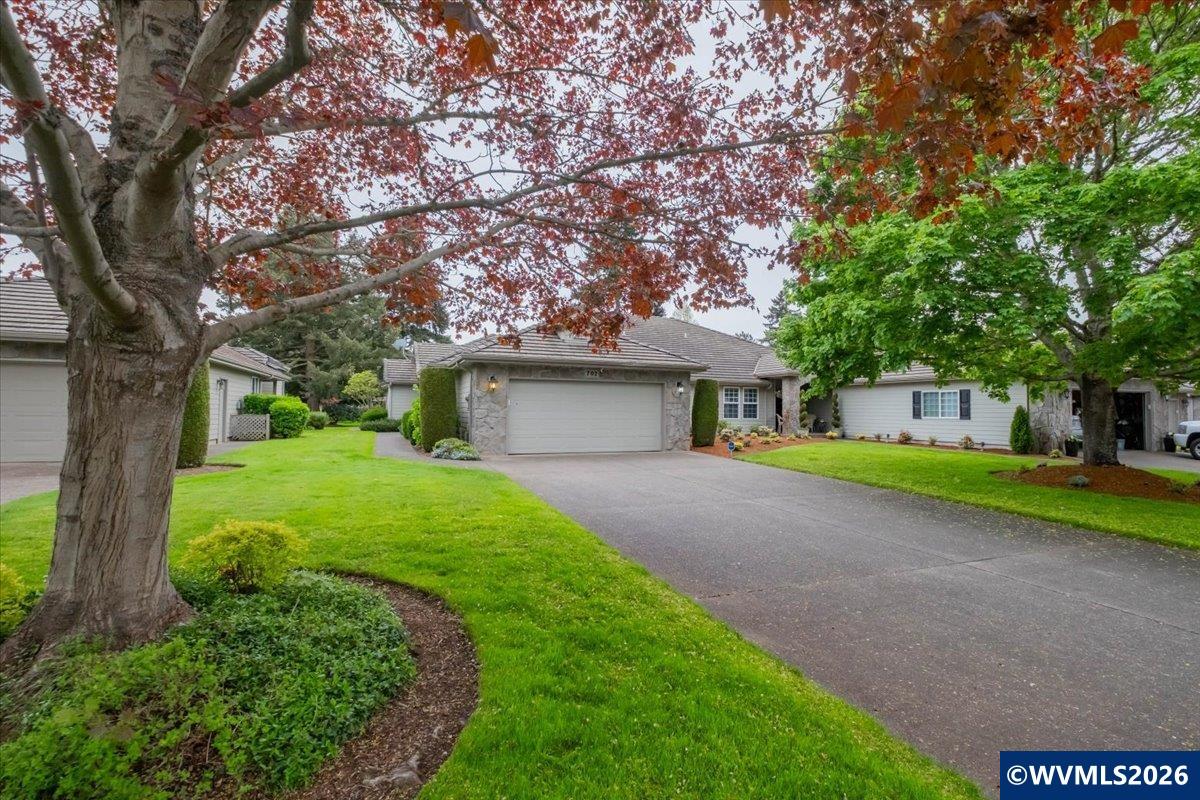702 Castle Pines Drive N Keizer OR 97303