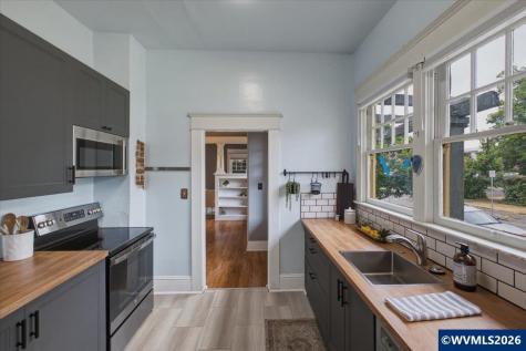 204 NW 27th Street Corvallis OR 97330