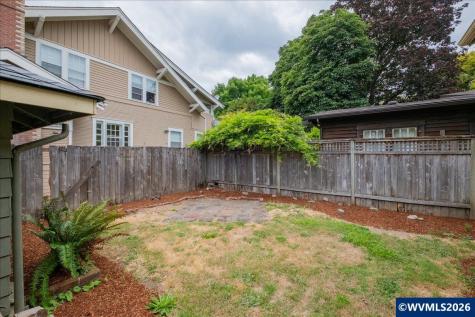 204 NW 27th Street Corvallis OR 97330