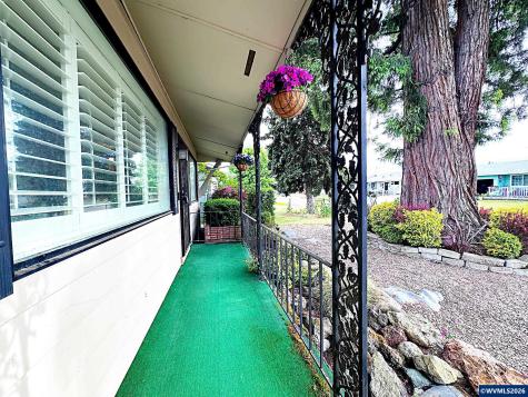 1552 Umpqua Road Woodburn OR 97071