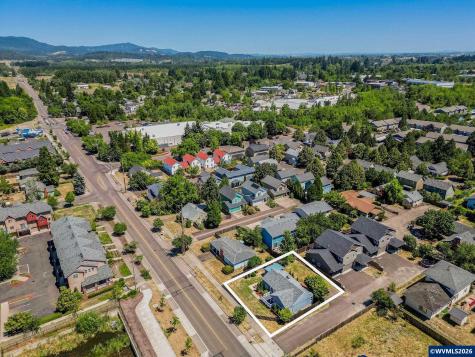 1745 SW 53rd Street Corvallis OR 97333